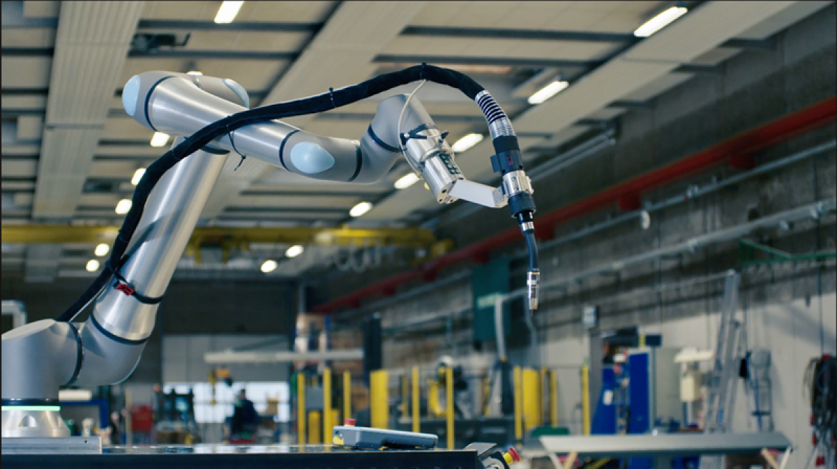 Universal Robots réunit ses nouveaux poids lourds de la cobotique
